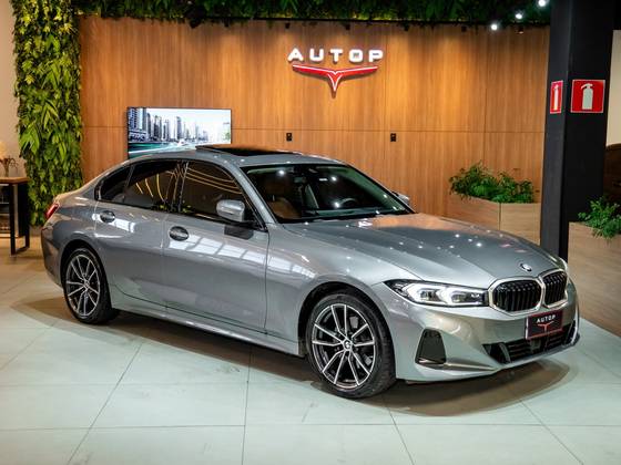 BMW 320i 2.0 16V TURBO FLEX SPORT GP AUTOMÁTICO BMW 320i 2.0 16V TURBO FLEX SPORT GP AUTOMÁTICO